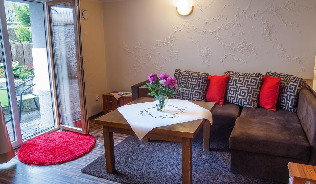 Pod Wzgorzem Bed & Breakfast 프롬보르크 외부 사진