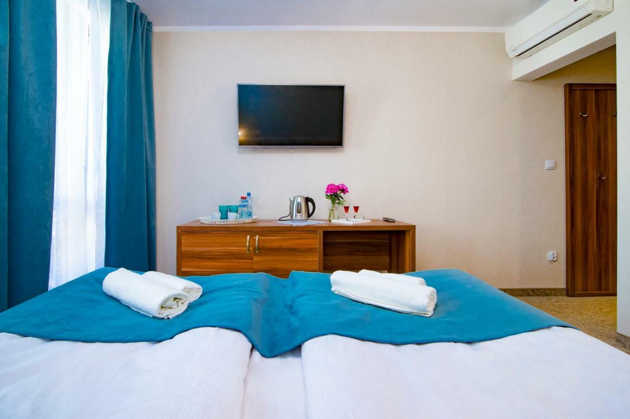 Pod Wzgorzem Bed & Breakfast 프롬보르크 외부 사진